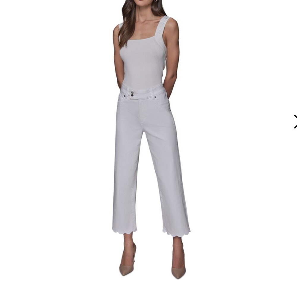 NWT - KARL LAGERFELD PARIS Women's Scalloped-Edge Cropped Jeans